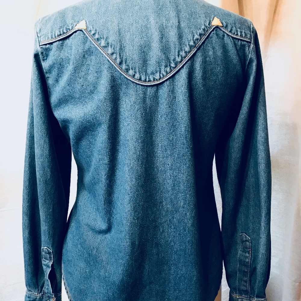 Vintage Women's Snap Shirt